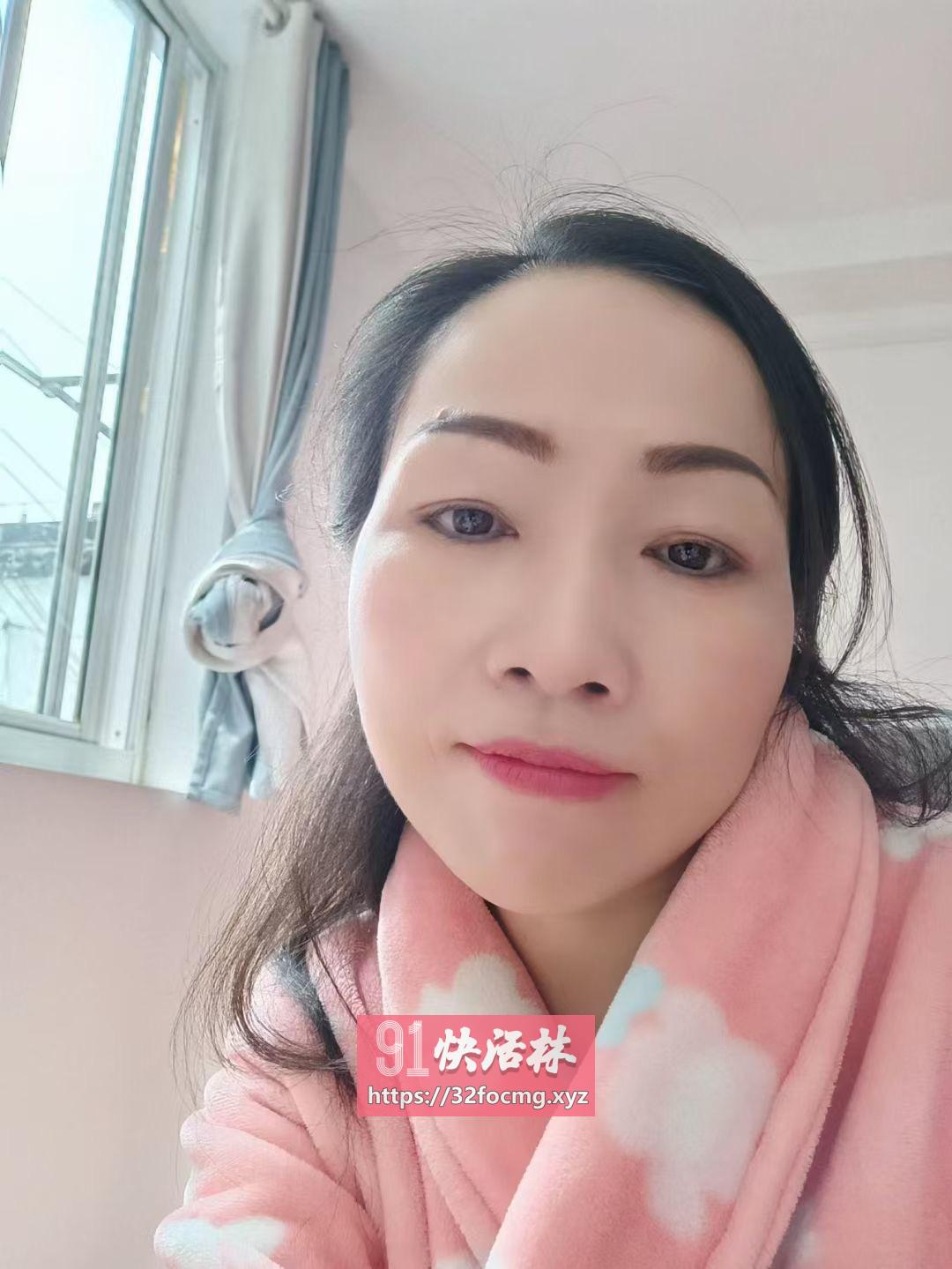 观前街无套熟女姐姐