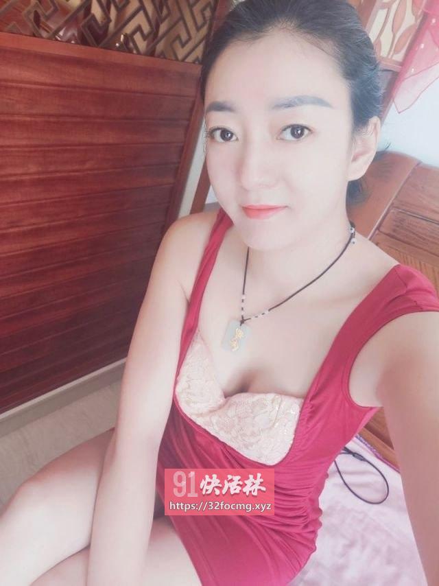 仑山少妇宝宝