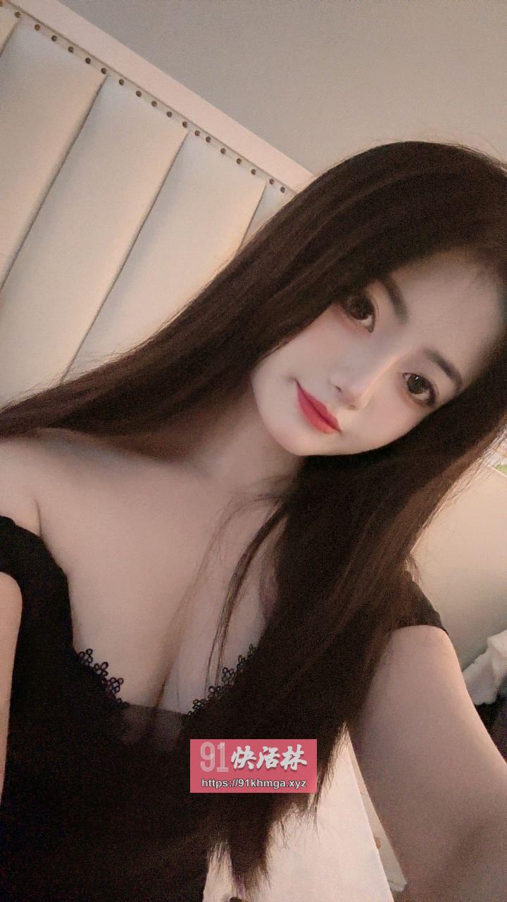 粉嫩纯欲大胸妹