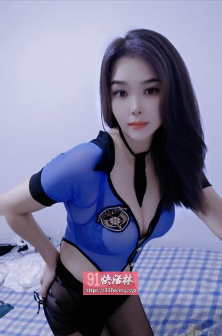 黑丝制服bb紧很骚口的爽爽真胸巨乳