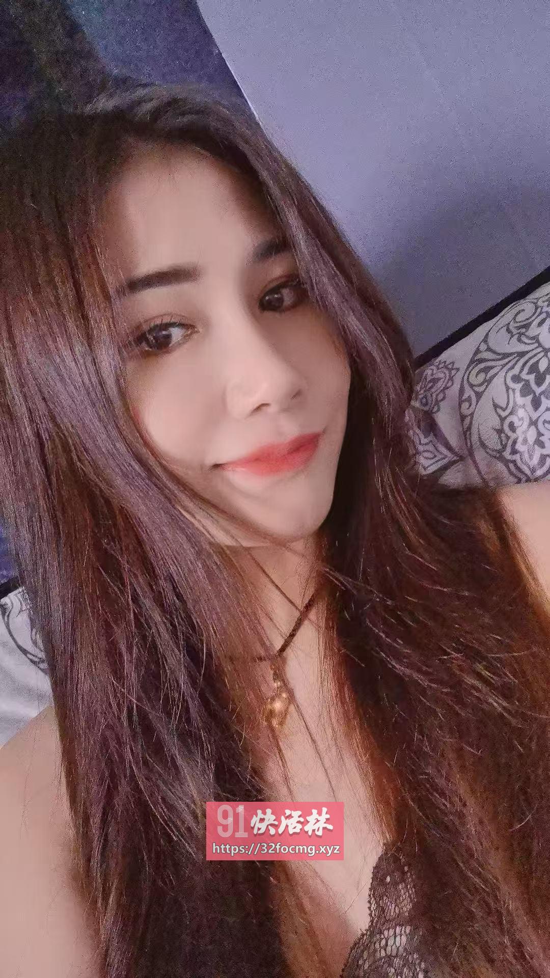 市中心骡马市人照合一美女