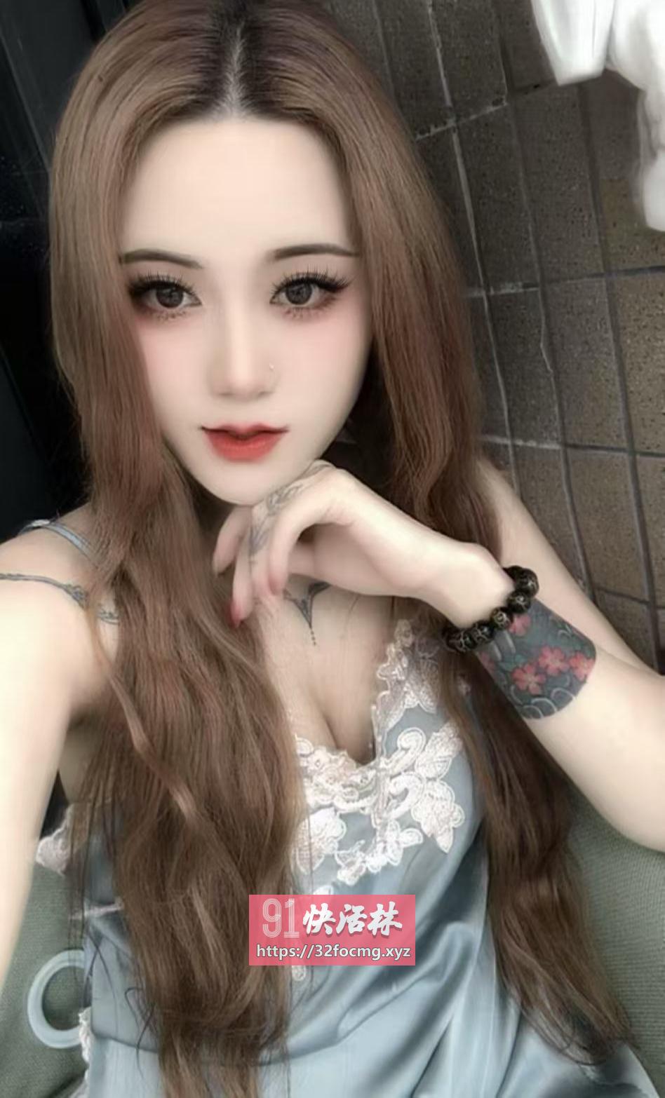 性感大胸御姐超爽