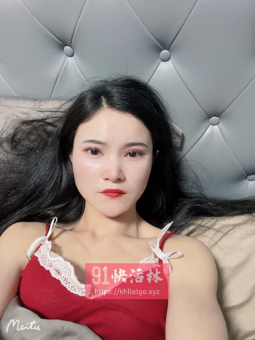 服务型美女，够骚