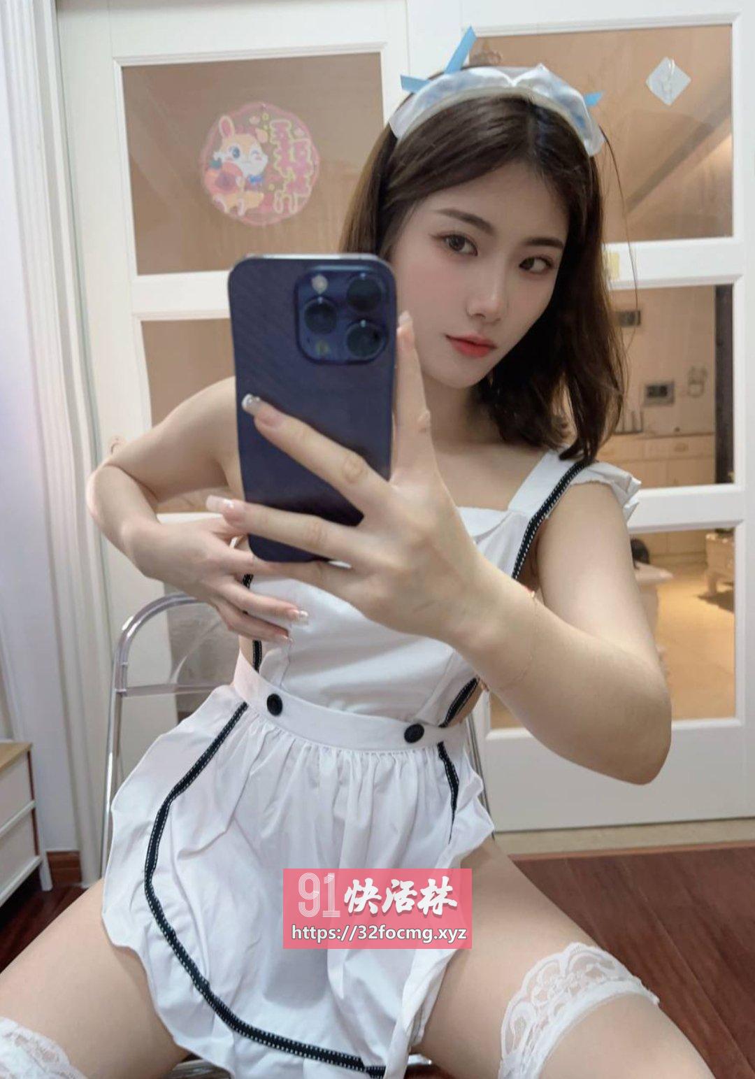 稚嫩白虎鲍鱼小骚货女友感