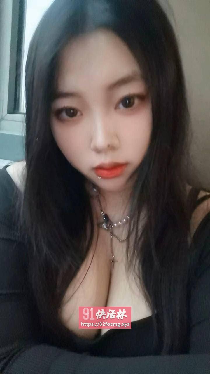 体验纯欲大奶