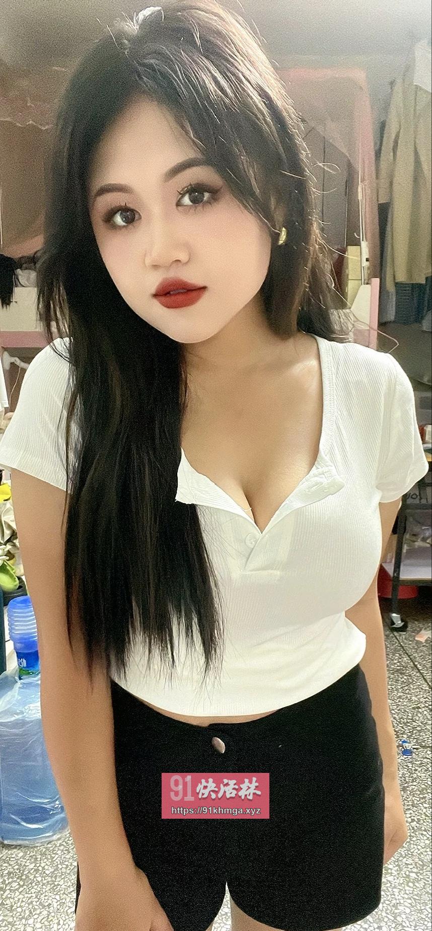 多汁极品小萌妹