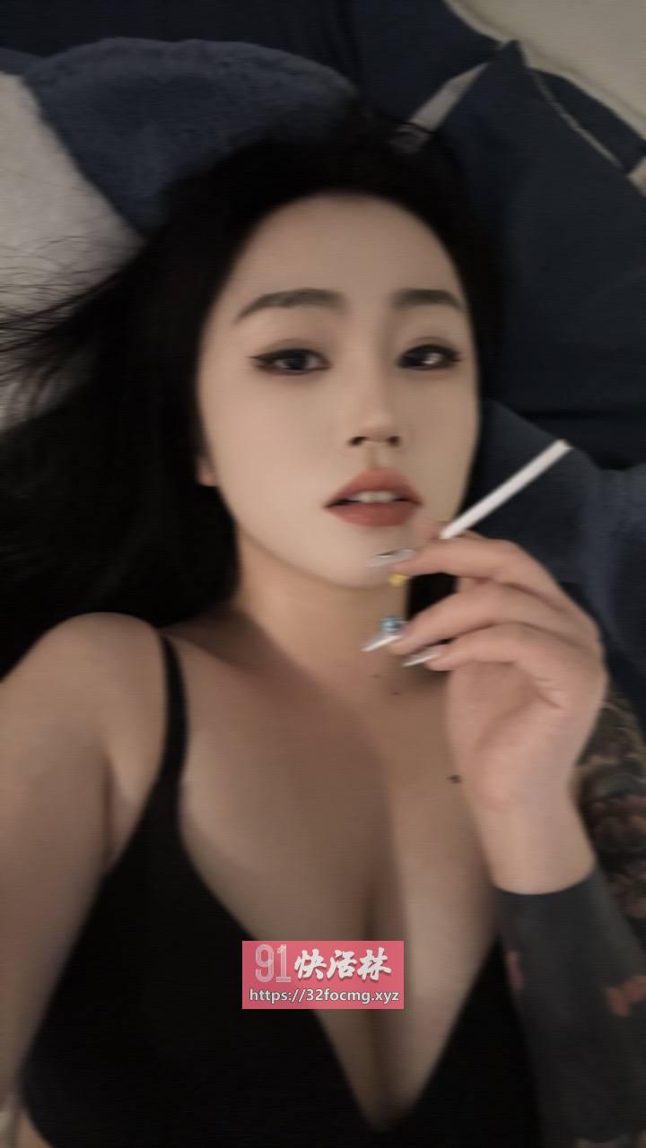 独立风骚的雯雯姐姐