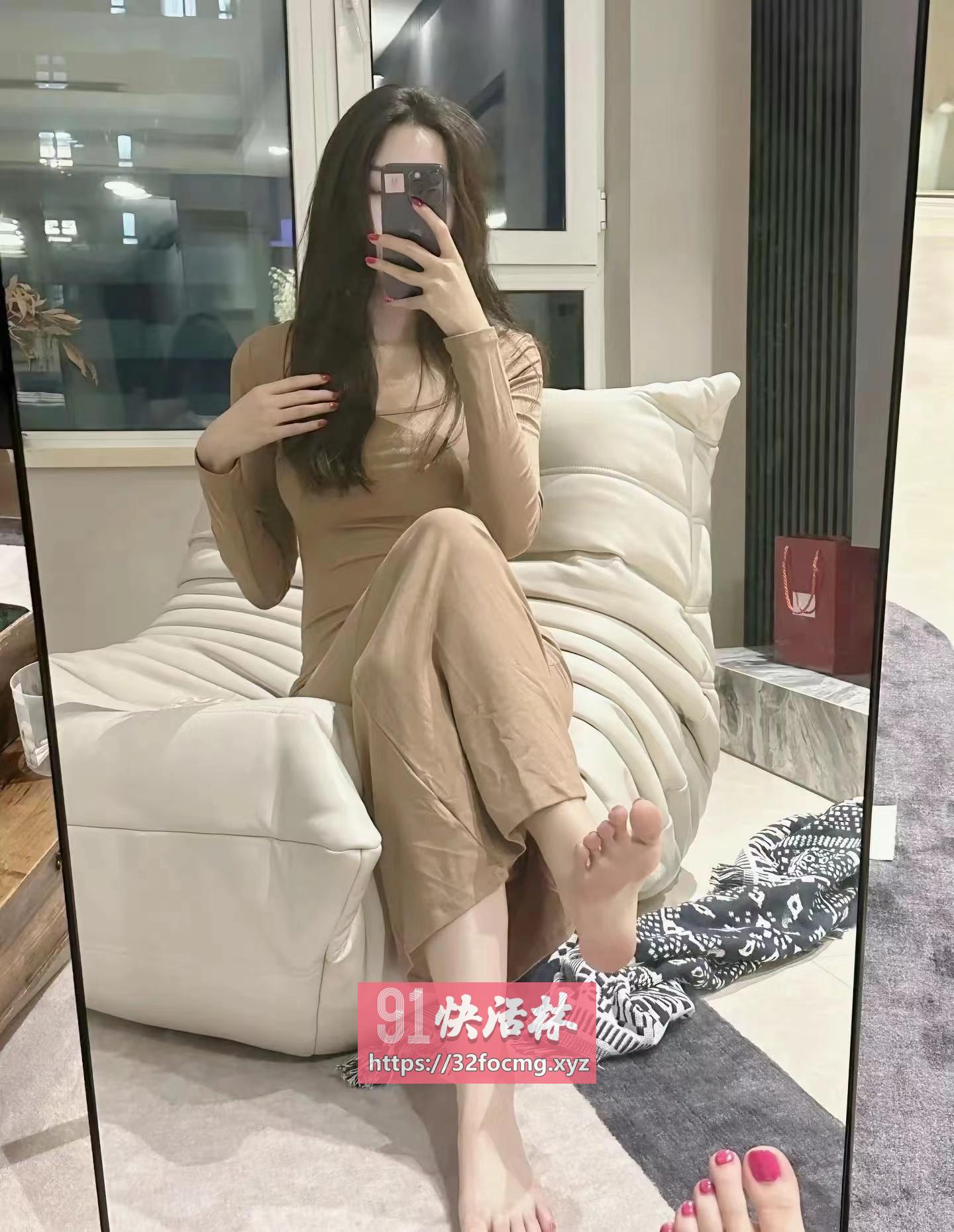 呼市鲍鱼小骚货