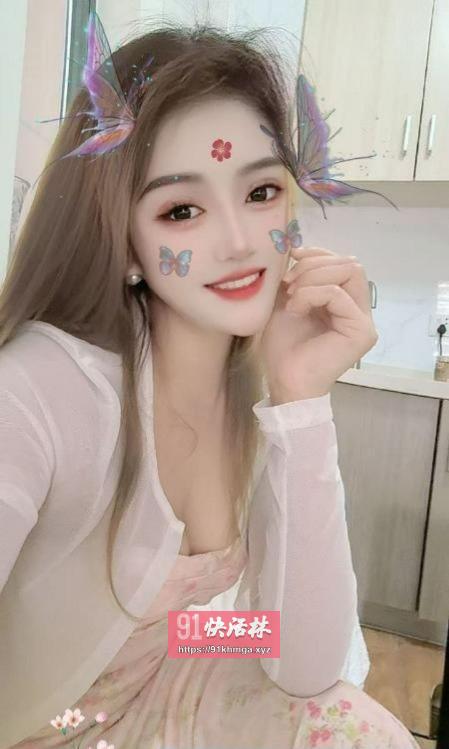 口爆美乳小妖精