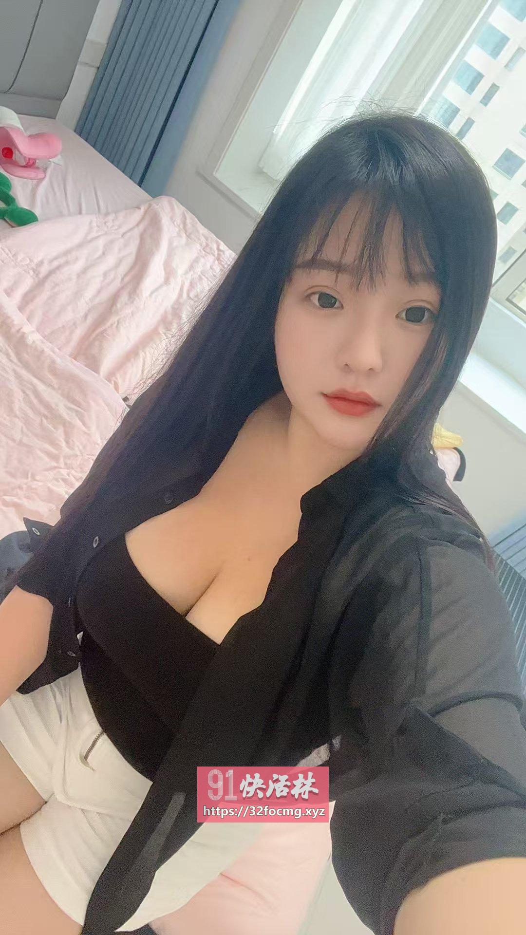 裕华区服务系爆乳辣妹