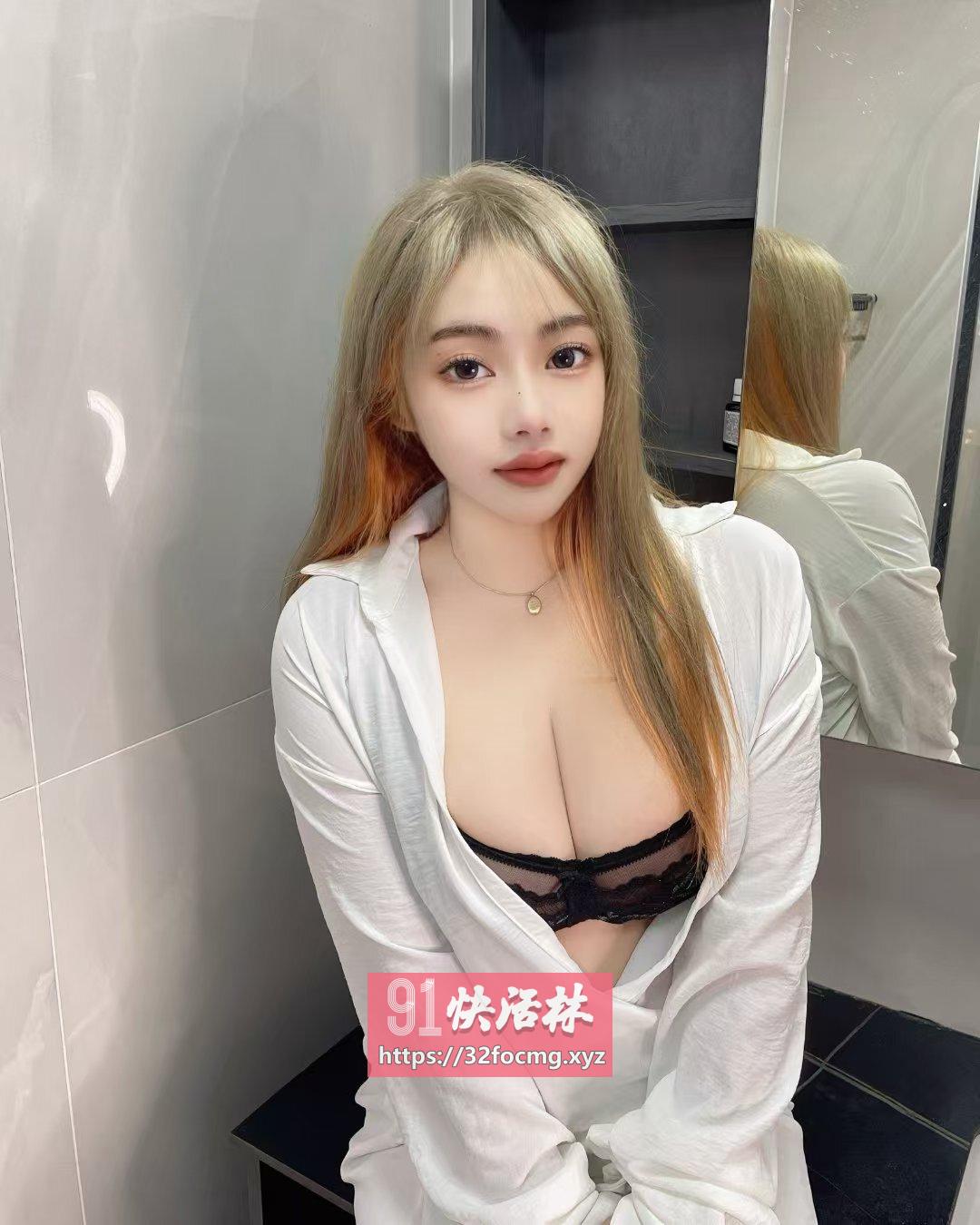番禺风骚白皙嫩妹