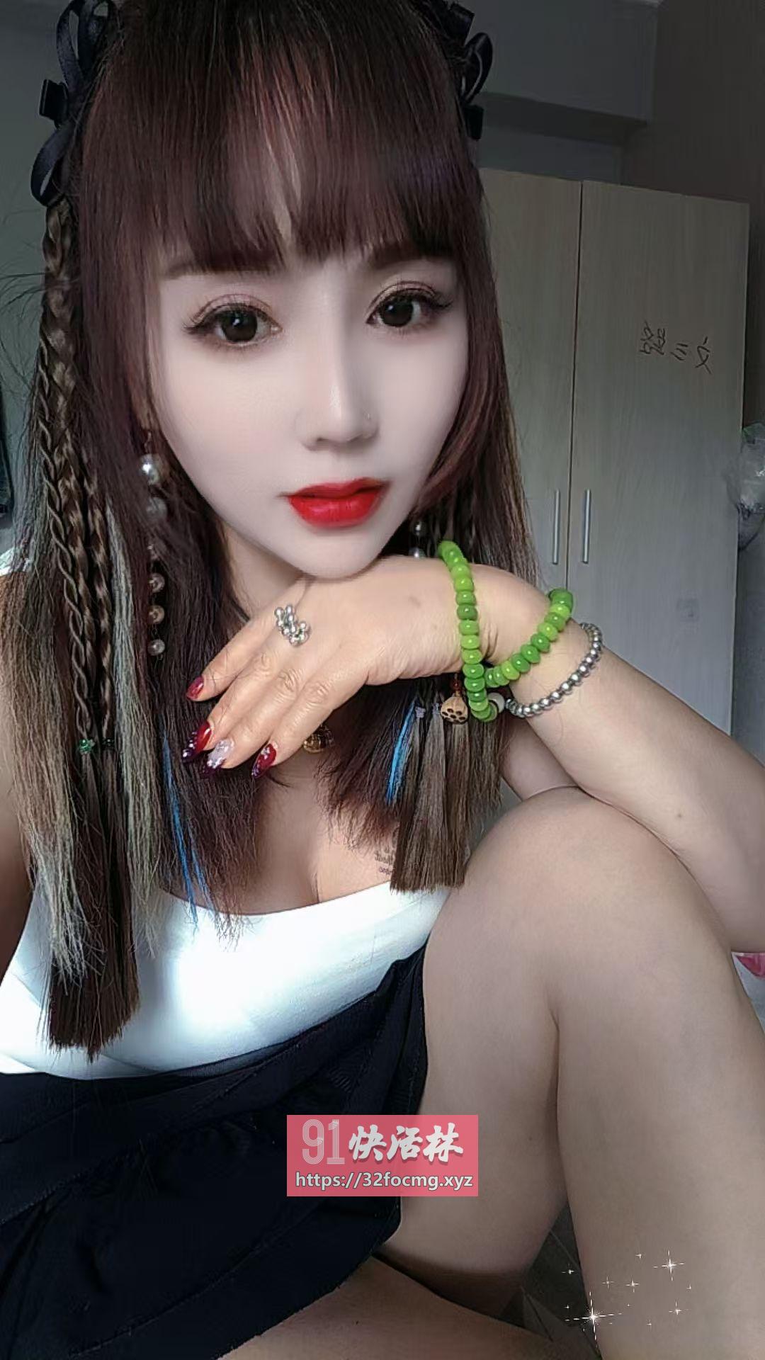 性感轻熟西西姐
