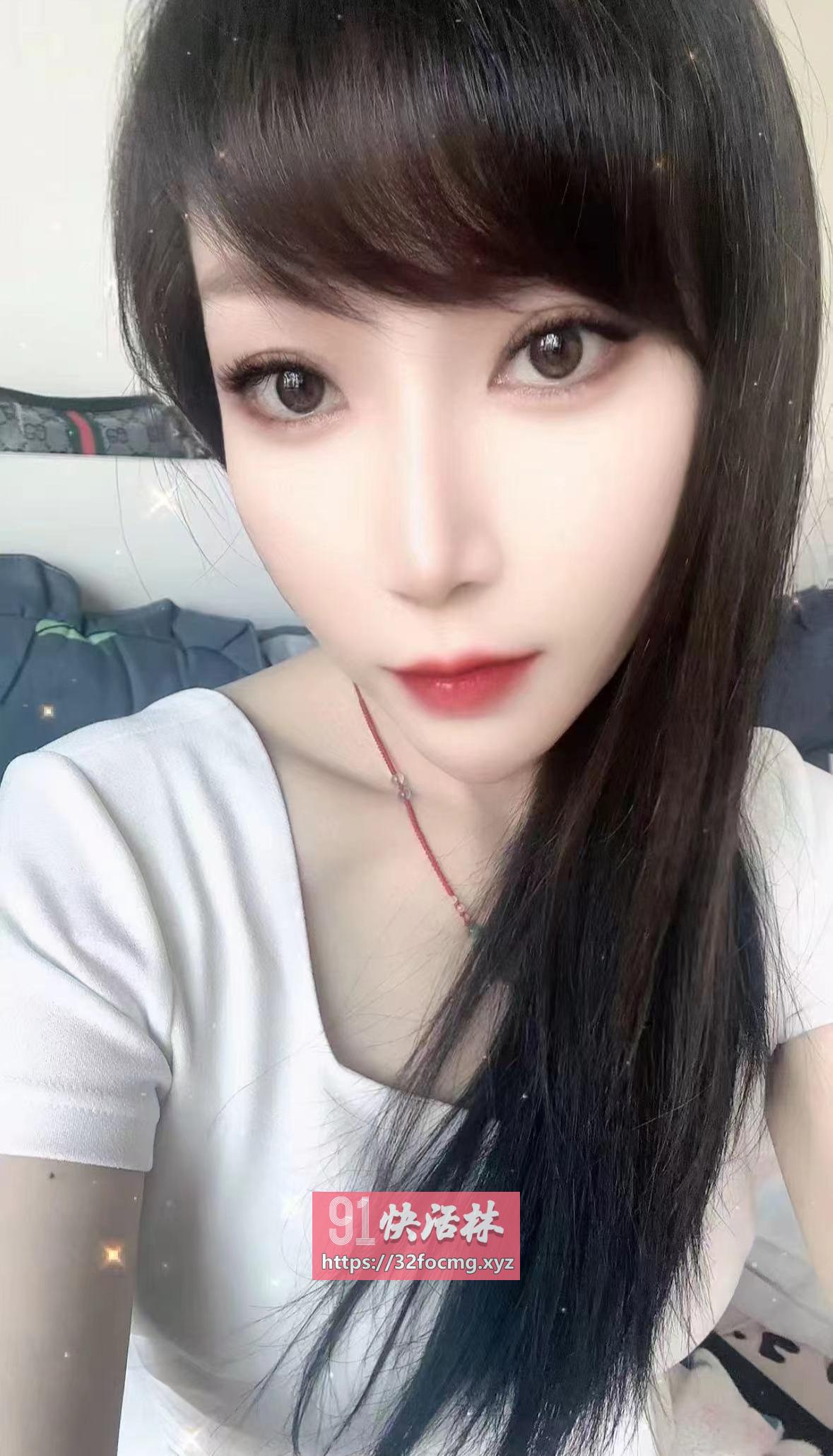 毒龙小姐姐