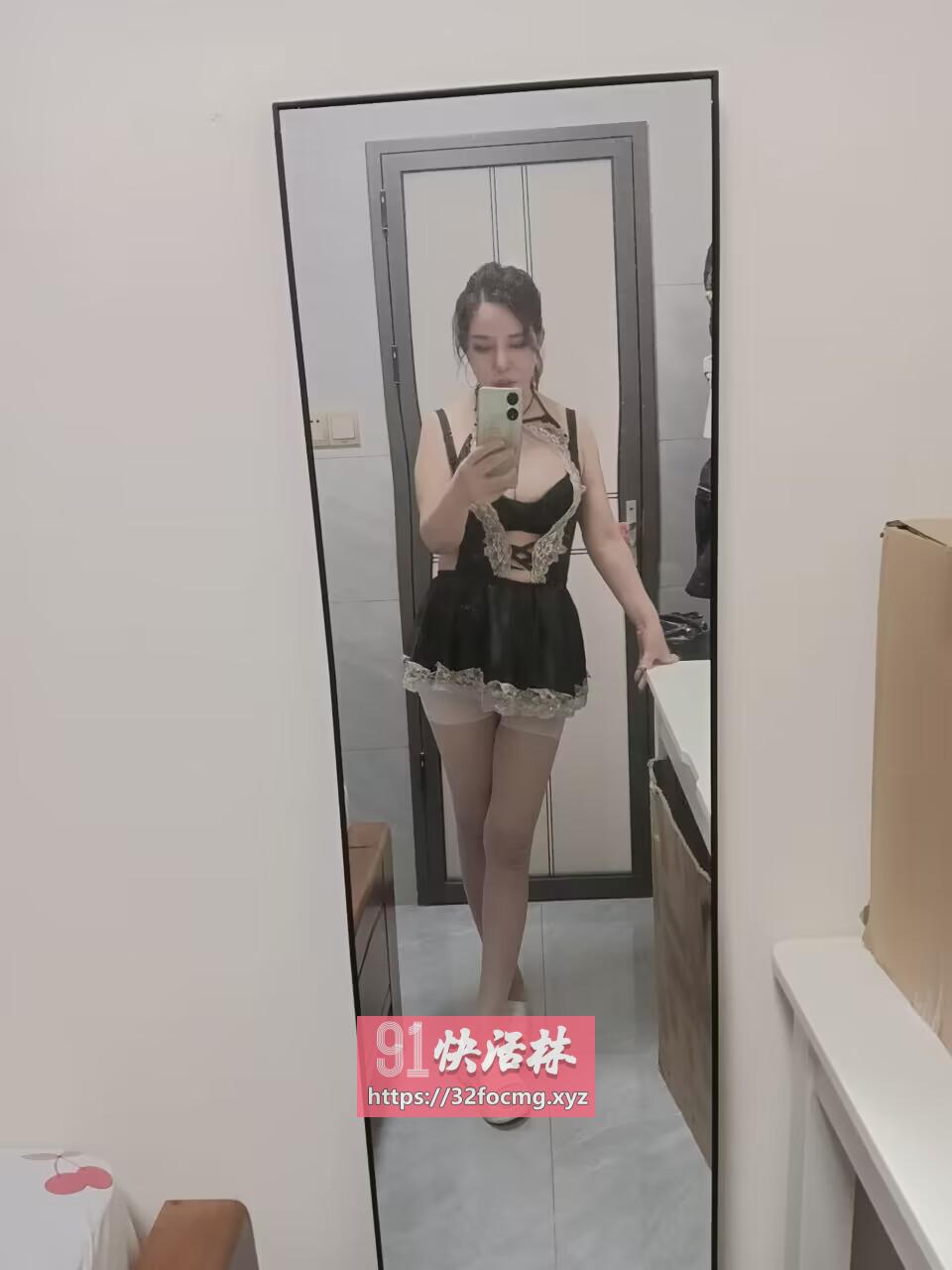 淫荡大奶少妇