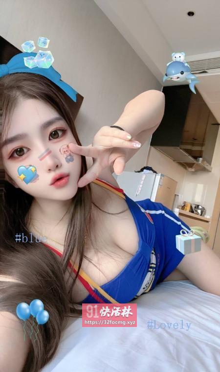 体验美乳情趣女神