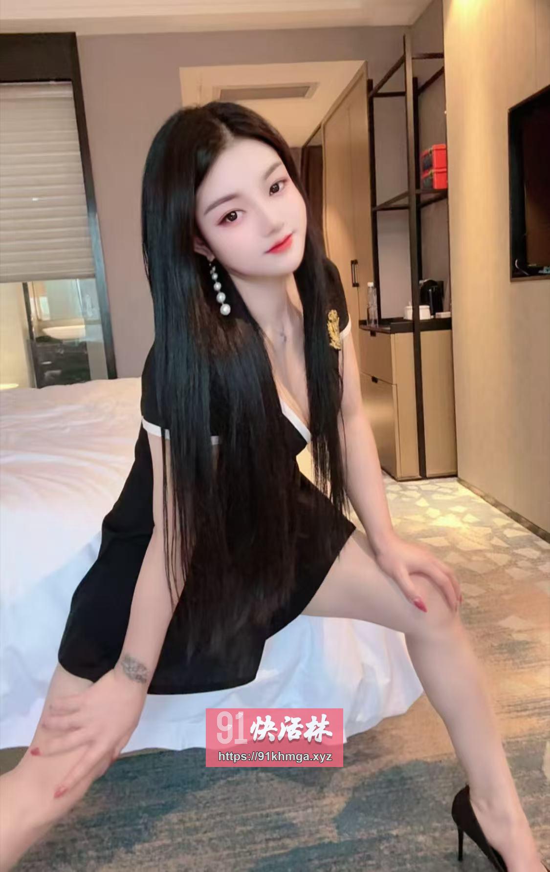 性感粉嫩多汁小骚货