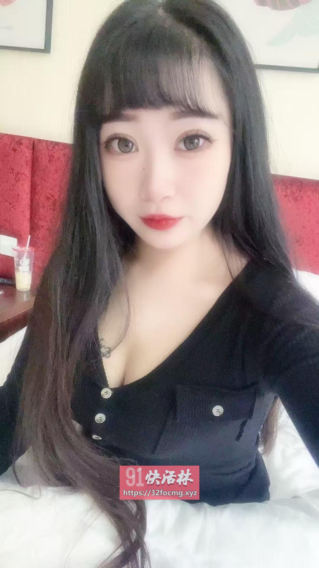 白嫩纯欲大奶妹