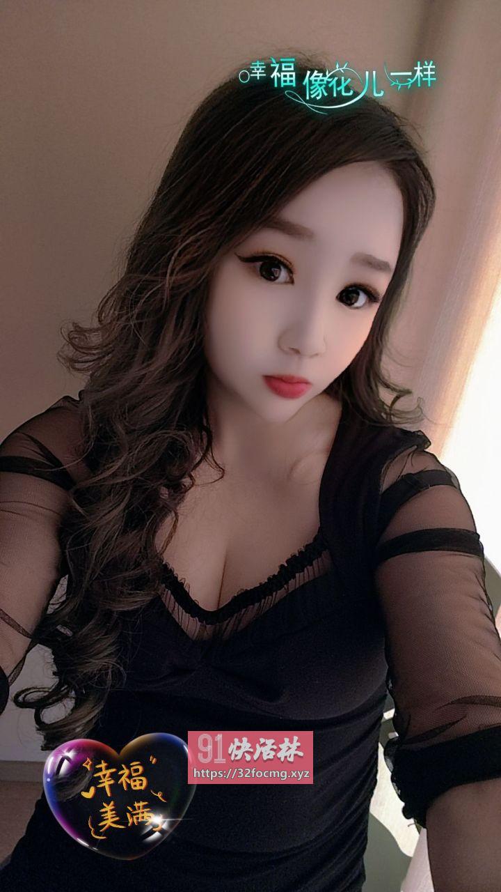 万柏林性感大奶颜值御姐