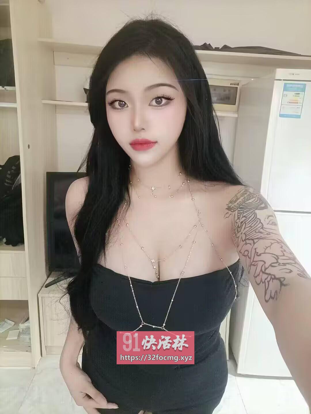 珠海 极品性感大奶御姐