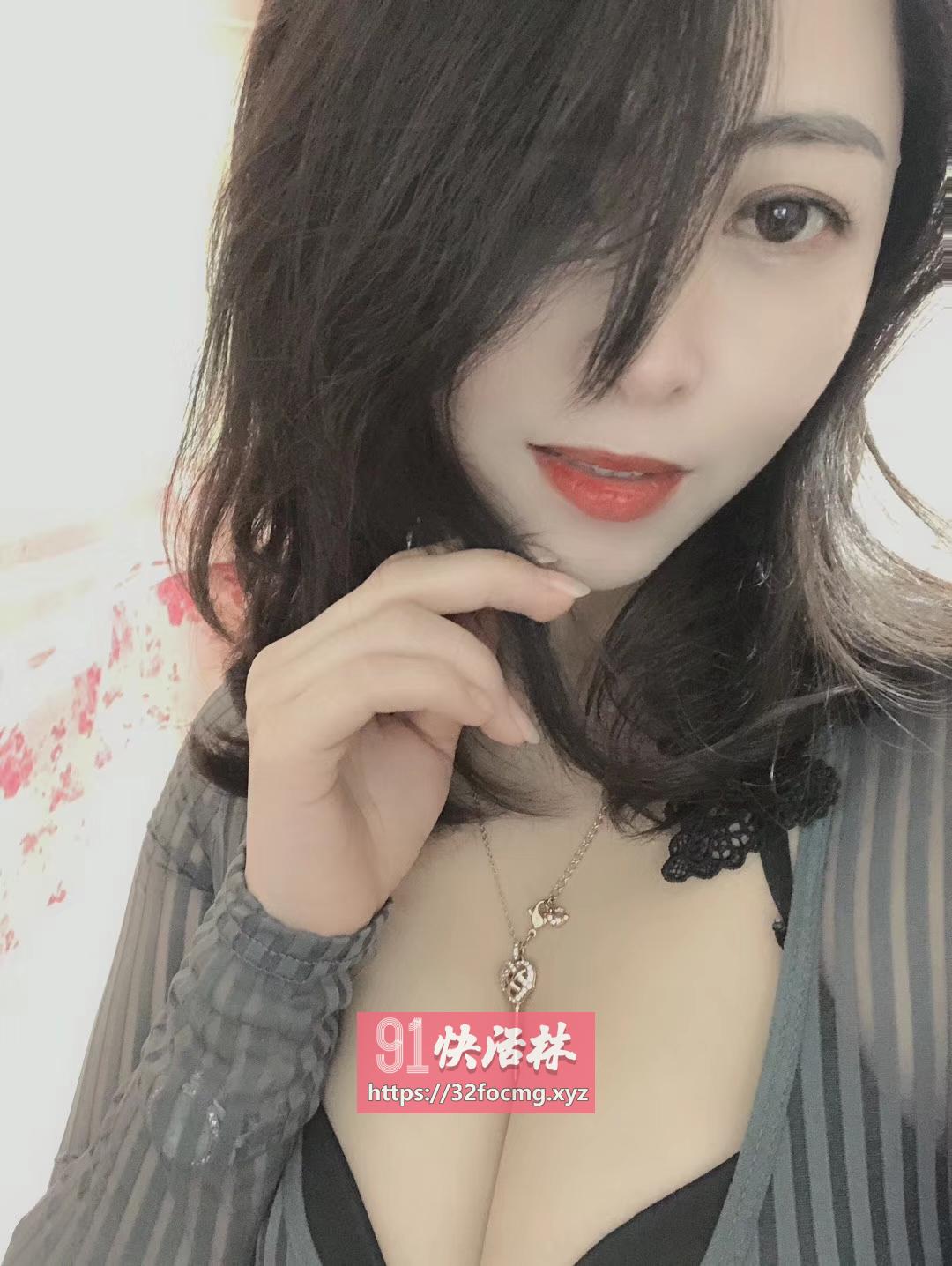 离异风情少妇