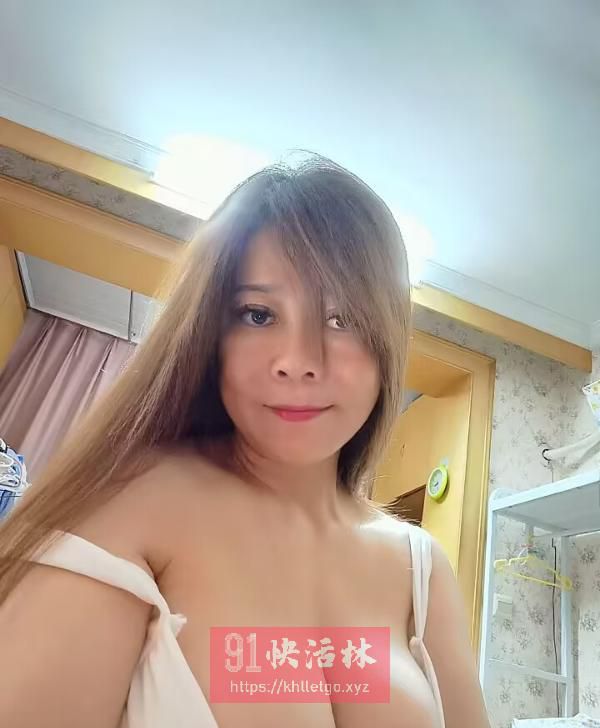 长宁服务系波霸熟女