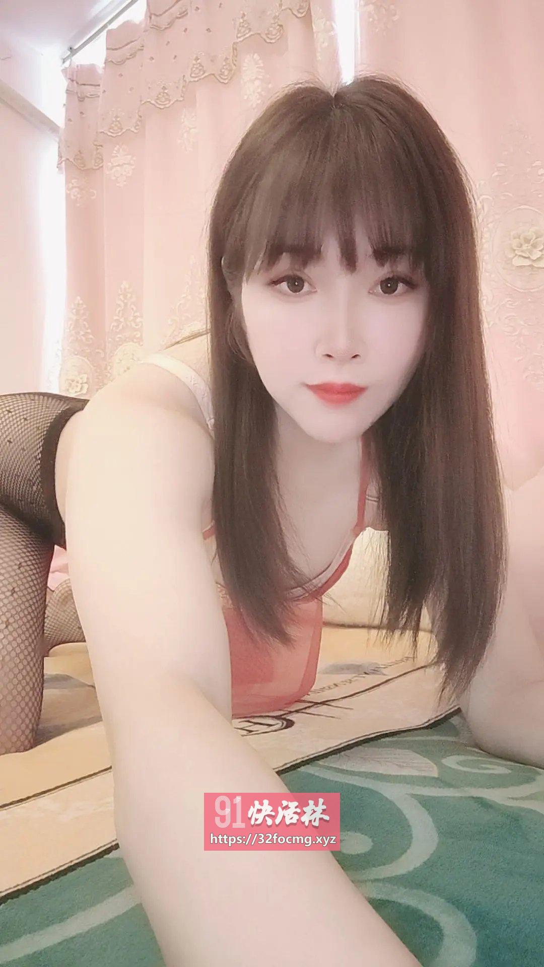 风骚御姐娇躯灵动诱人