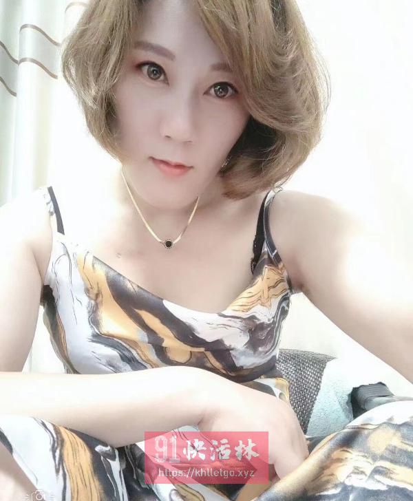 少妇妍妍那滋味我喜欢