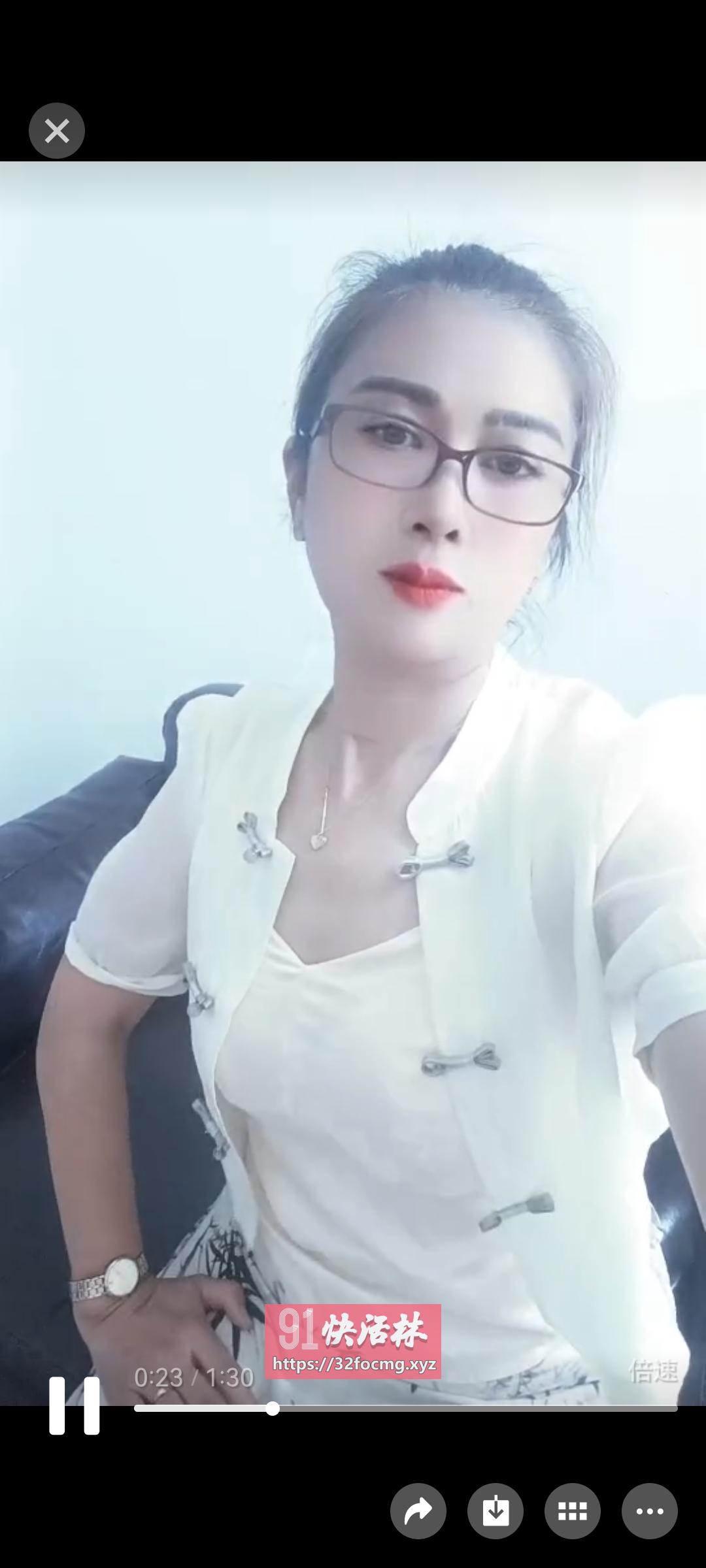 眼镜小妹