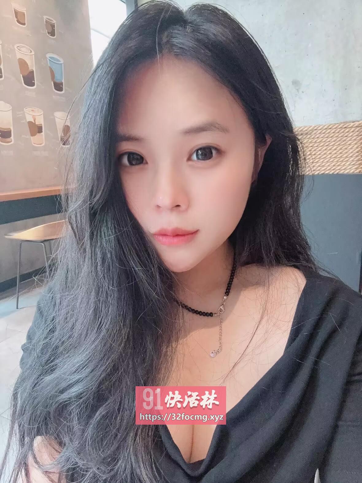 高新区韵味十足少妇女友体验