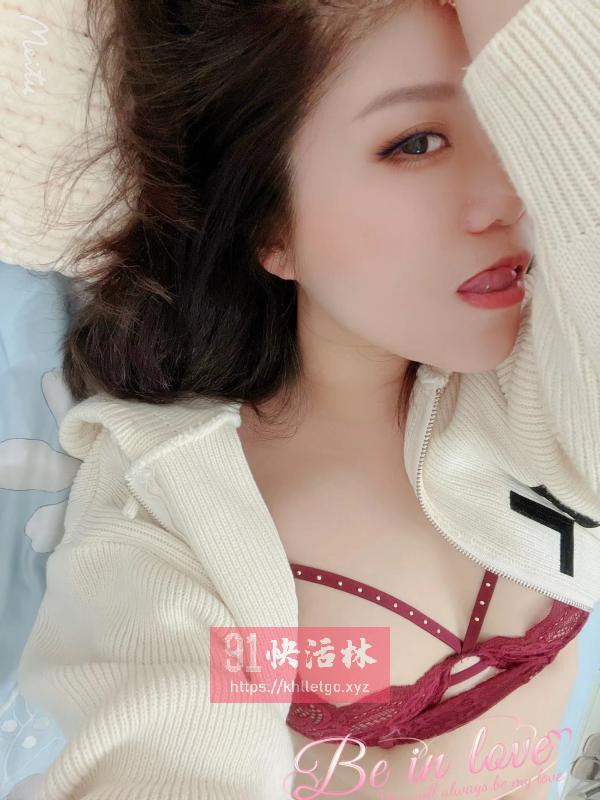小海不久的少妇