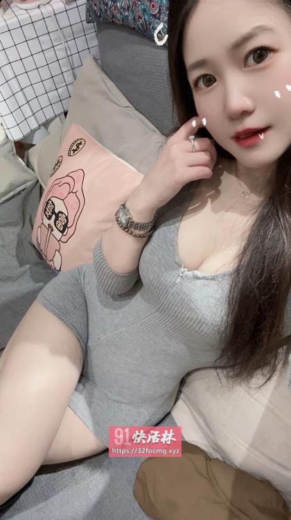 妩媚性感身材骚货小娜