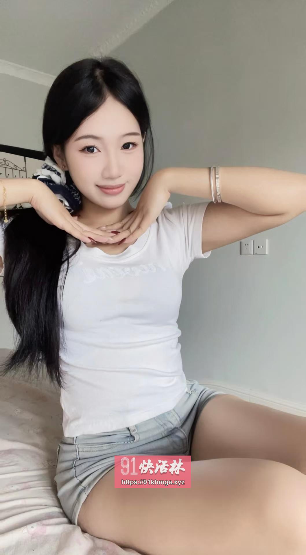 西安御姐前凸后翘