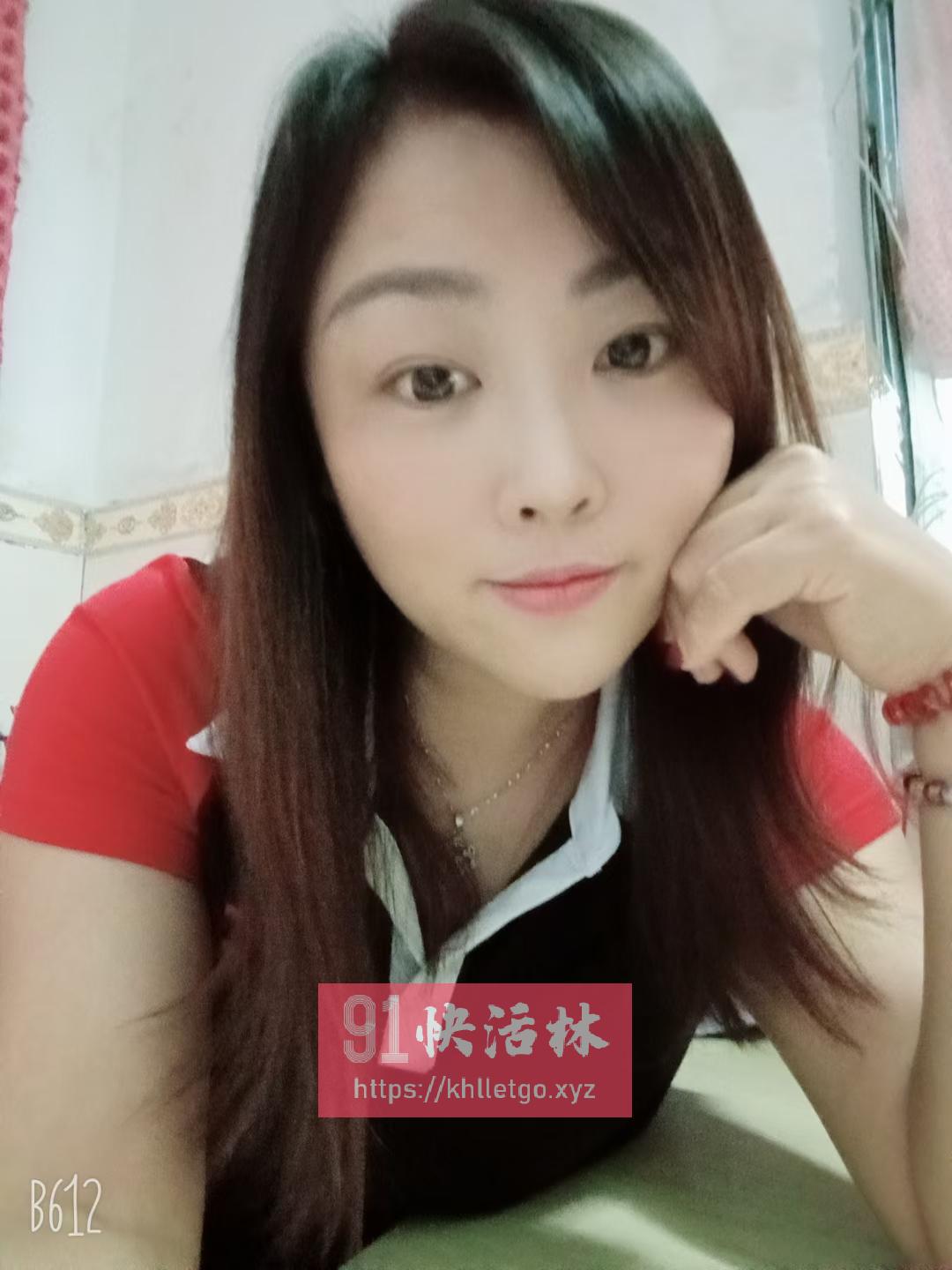 火炬大奶少妇