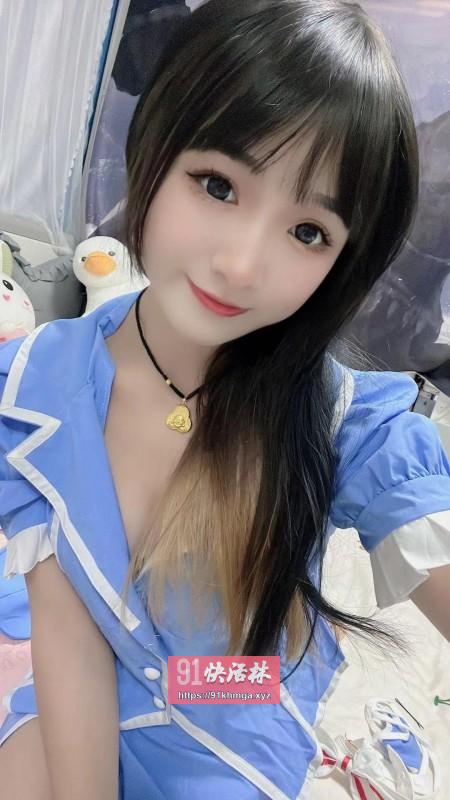 白嫩性感小妹刚下海