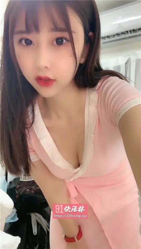 情趣制服诱惑小骚逼姿势多