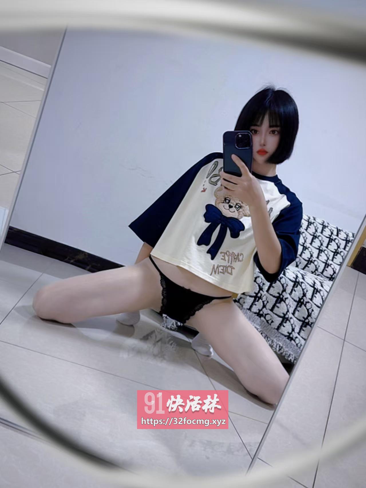白嫩大奶风骚无比菲女神