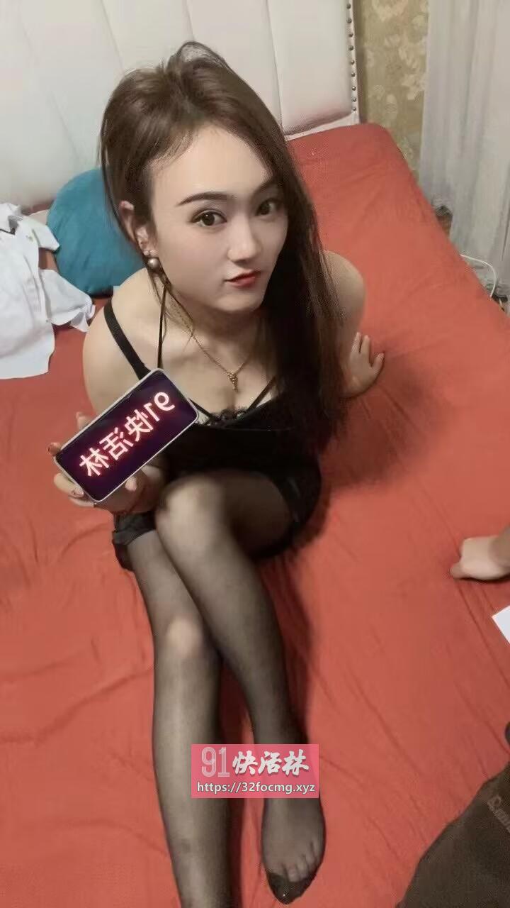 潮王人家美艳少妇