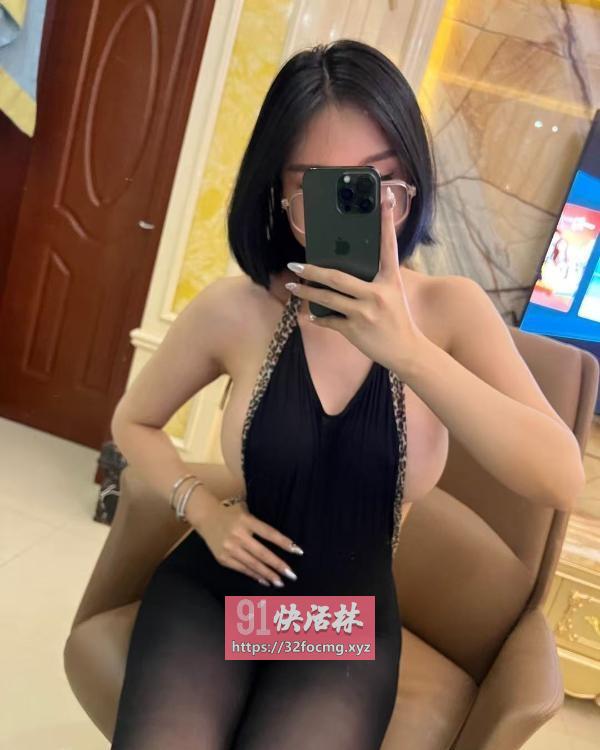 北京大胸多汁尤物妹妹