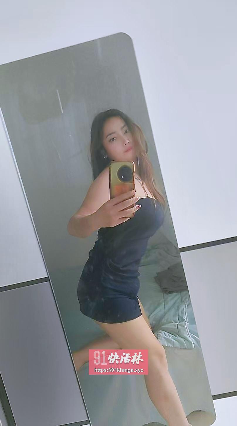 服务型丰满少妇