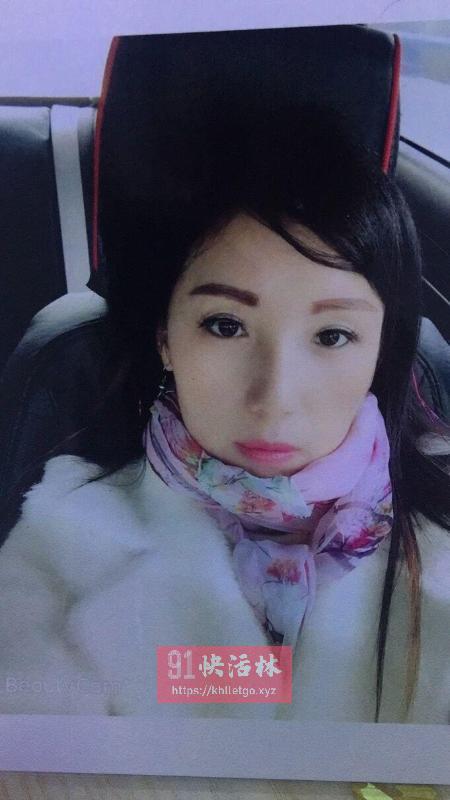 龙江地铁站附近少妇