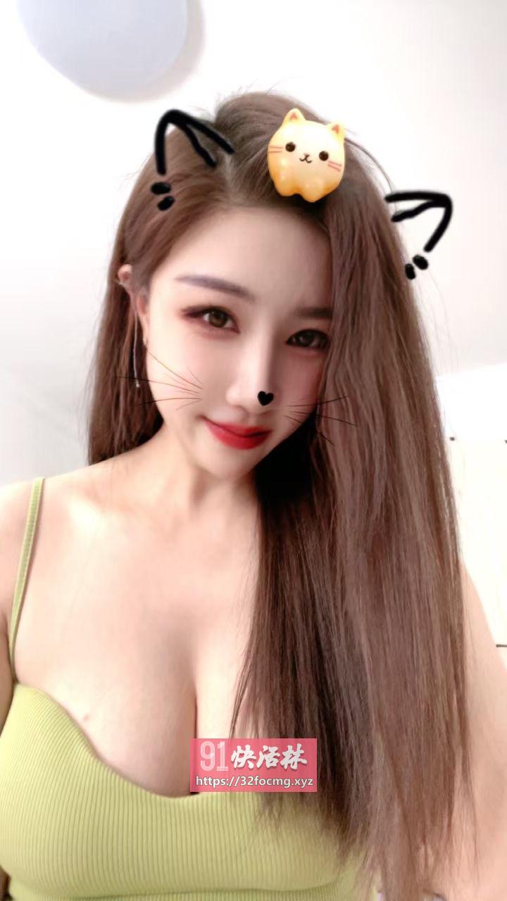 美胸翘臀面条姐姐