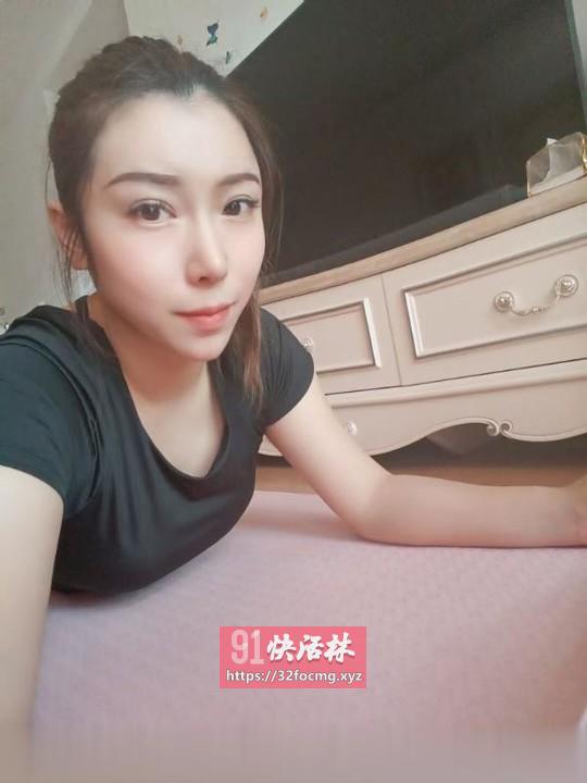 运动健身美女瑶瑶