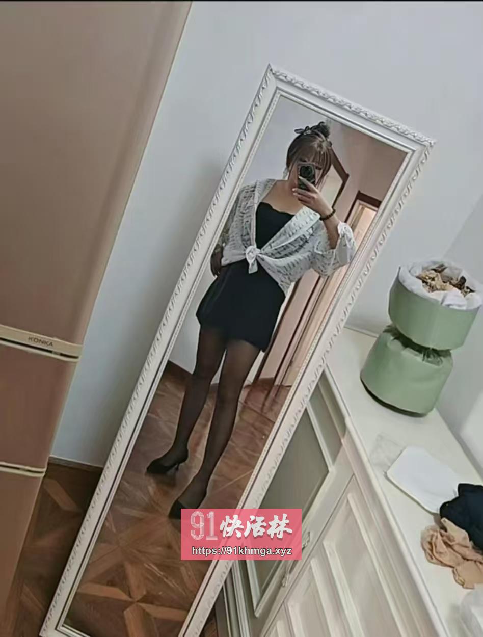 巨乳少妇能吸会夹