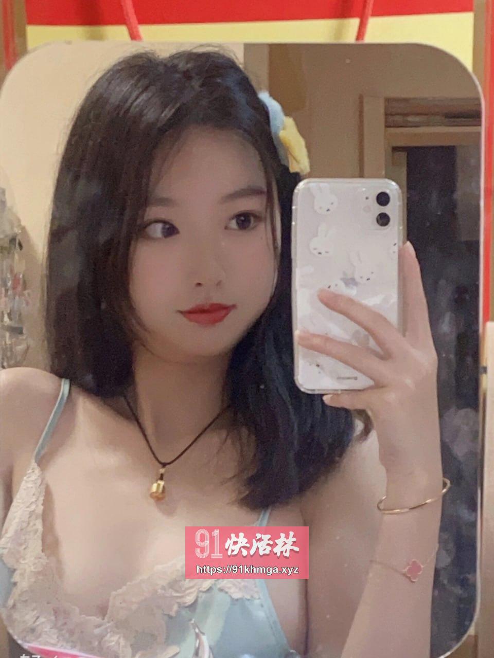 肤白粉嫩小妹妹很紧致