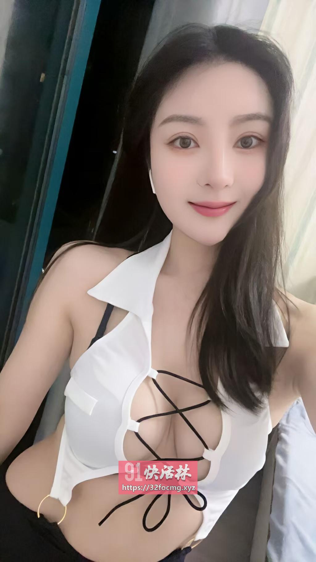 温柔乖巧水多多妹子下面紧