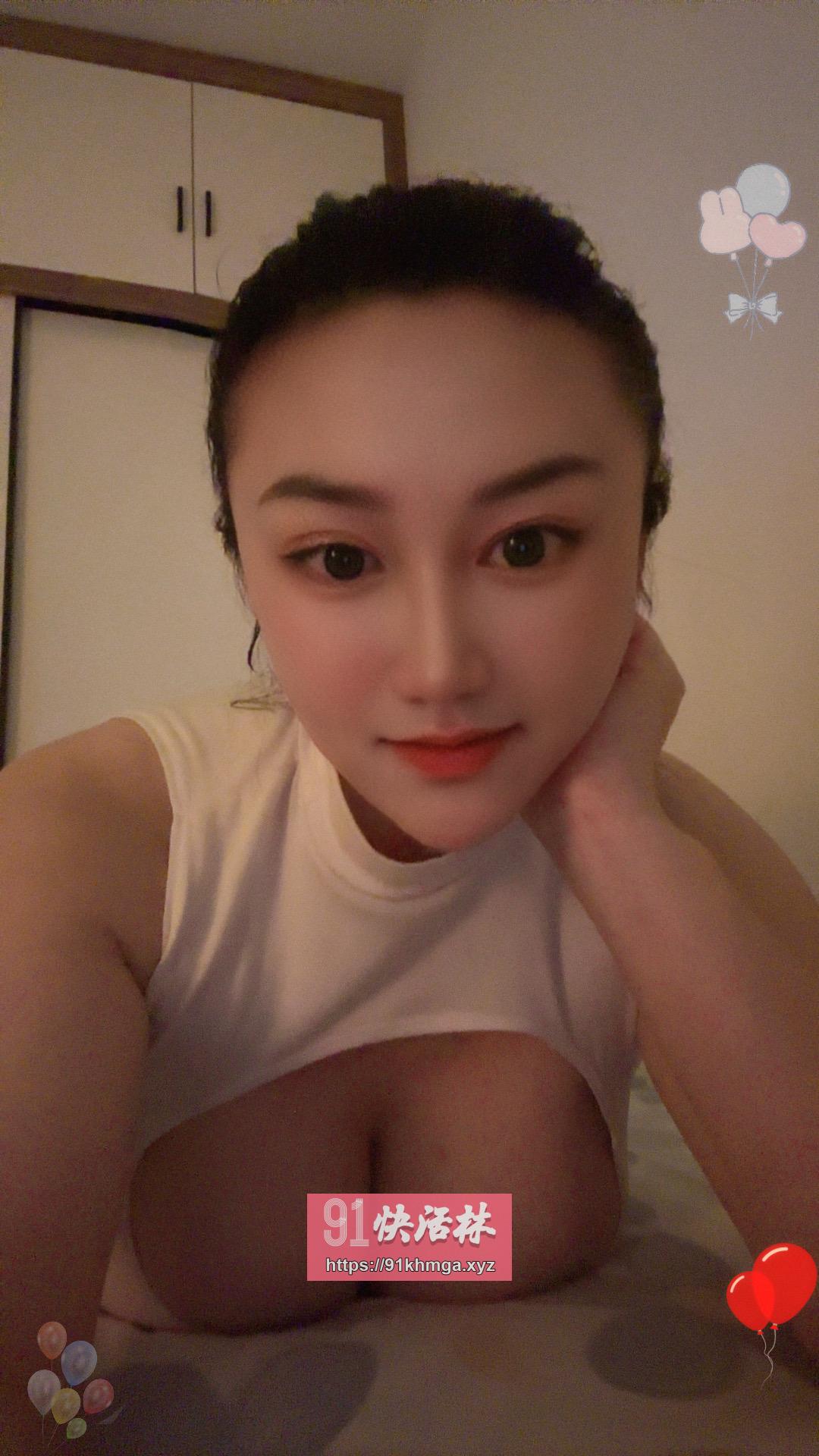 胸大服务好少妇