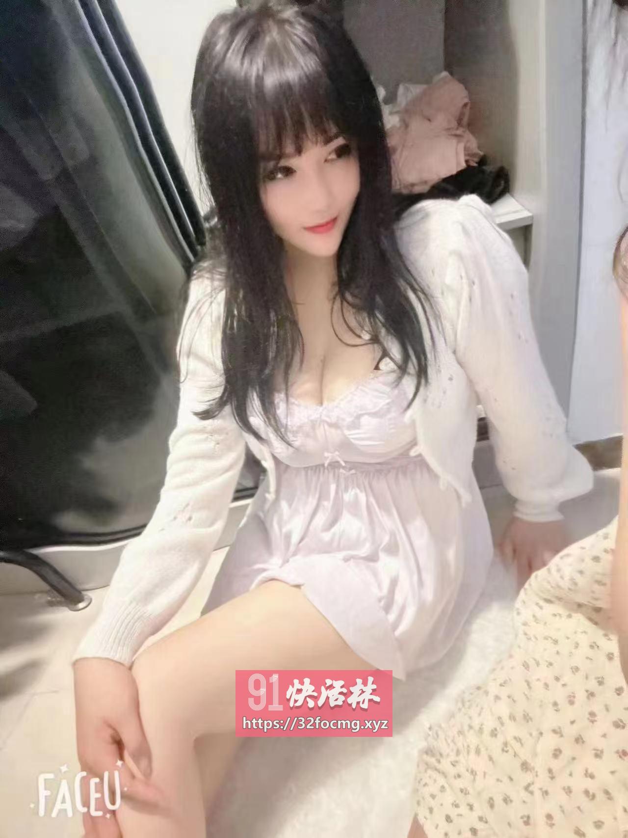 重庆气质少妇，活好水多大奶妹