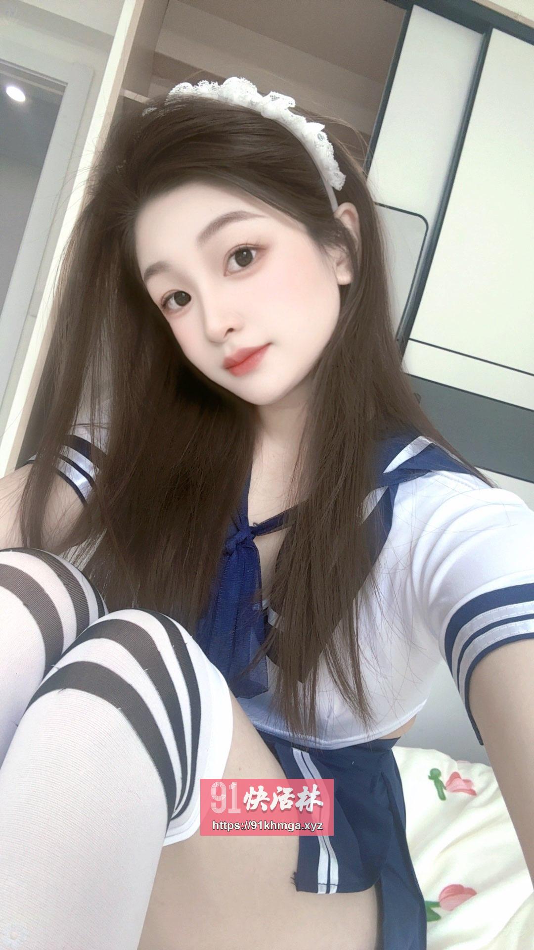 萧山潮喷翘臀骚妹