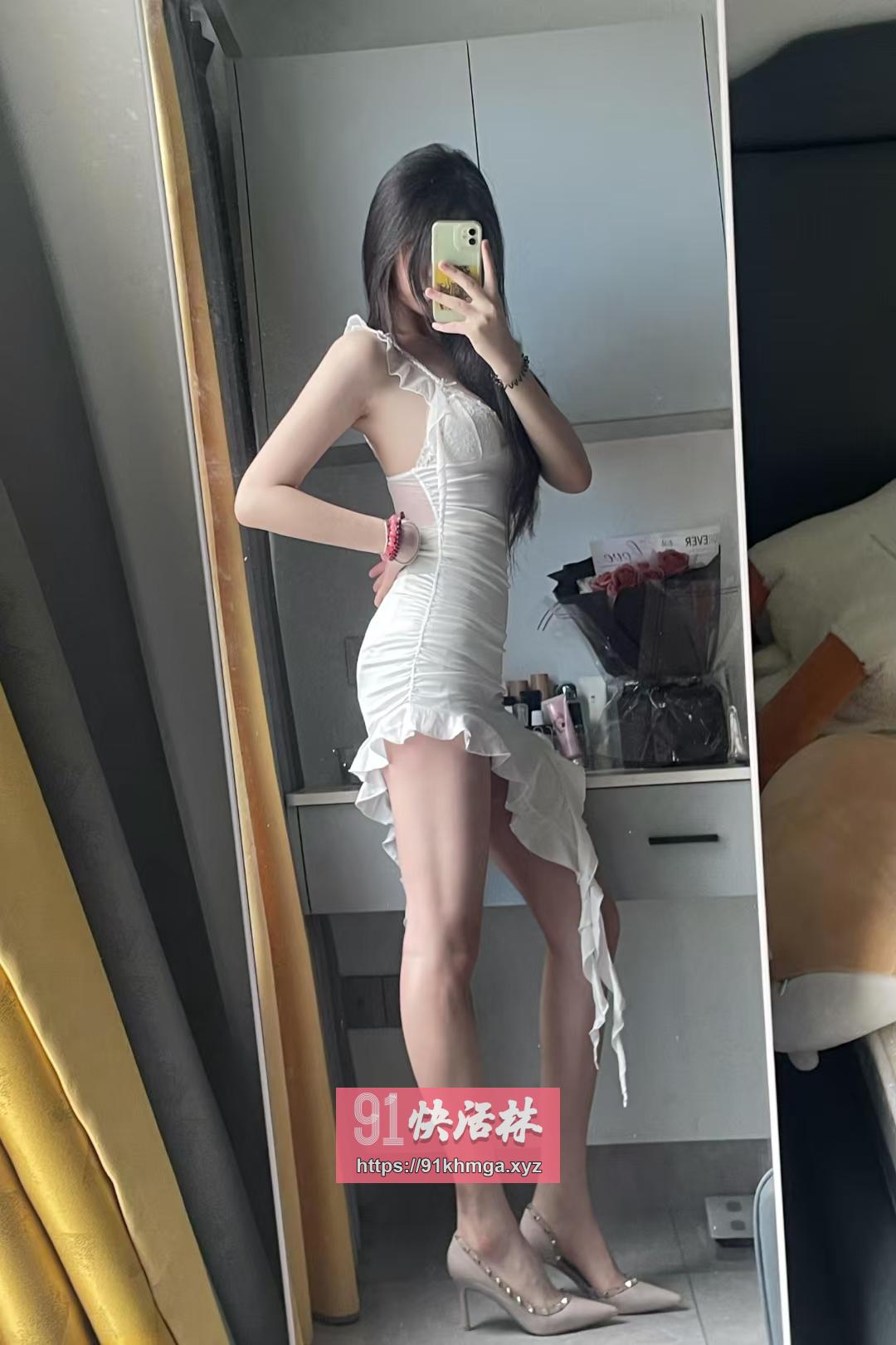 身材火辣御姐老师