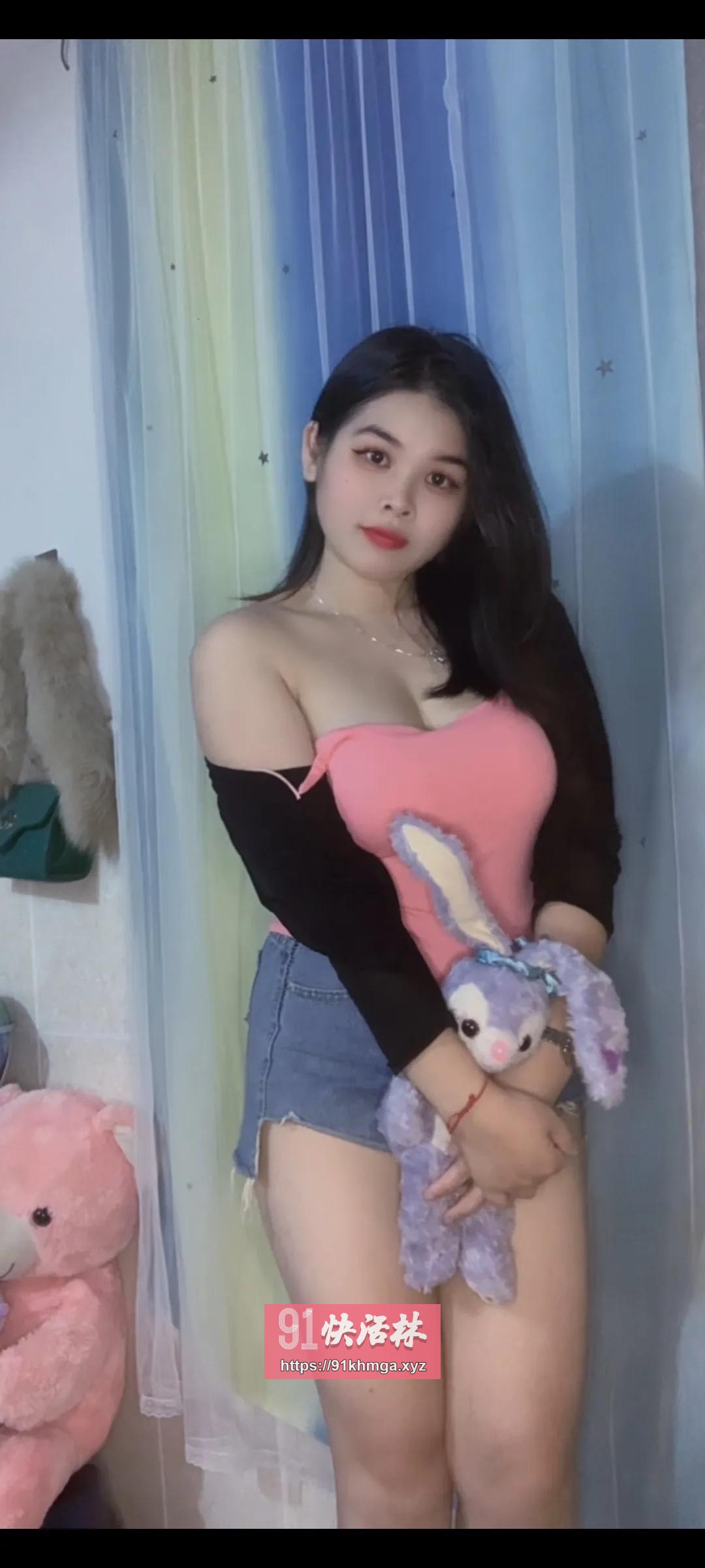 哈西大波骚妇抓龙筋，人美活好